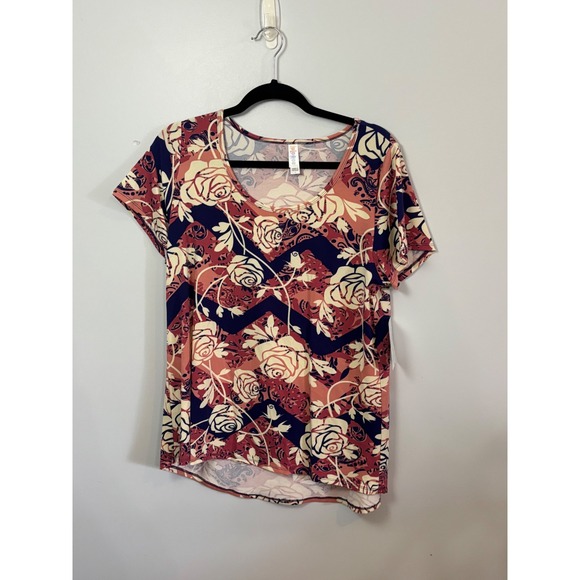 LuLaRoe Tops - LuLaRoe Classic‎ T-Shirt Women's Top Short Sleeve Rose Floral Print Large